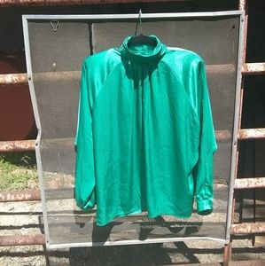 💚 💚 VINTAGE GREEN HIGH NECK BLOUSE 💚 💚